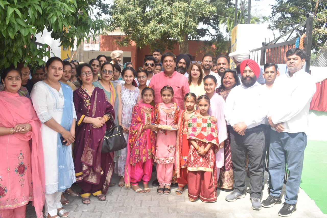 राजकीय स्कूलों को अत्याधुनिक सुविधाओं से लैस किया जा रहा है : ब्रह्म शंकर जिम्पा
